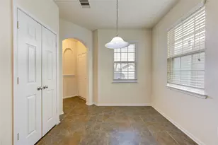 6518 Wilshire Ridge, Houston, TX 77040 - Photo 9