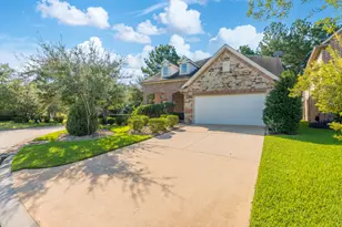 27 E Wolf Cabin Cir, Spring, TX 77389 - Photo 5
