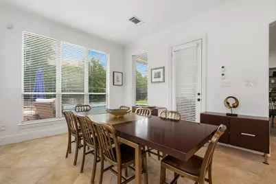 34 N Player Manor Cir, The Woodlands, TX 77382 - Photo 9