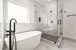 6425 Anderson Rd, Houston, TX 77085 - Photo 21