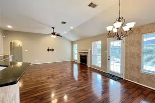 1602 Lawick Cir, Sugar Land, TX 77478 - Photo 7