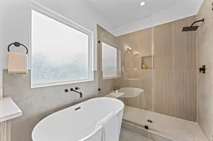 1009 Tuskegee Heights Ln, Houston, TX 77091 - Photo 21