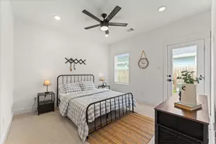 1009 Tuskegee Heights Ln, Houston, TX 77091 - Photo 5