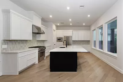 38 Honeycomb Ridge Place, The Woodlands, TX 77380 - Photo 11