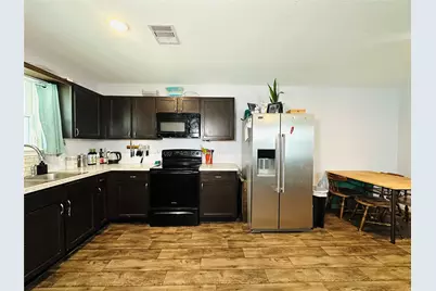 16922 Marie Village Drive, Conroe, TX 77306 - Photo 5