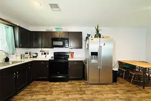16922 Marie Vlg Dr, Conroe, TX 77306 - Photo 5