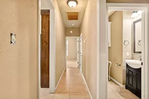 4424 Spring Branch Dr, College Station, TX 77845 - Photo 25