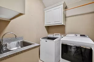 4424 Spring Branch Dr, College Station, TX 77845 - Photo 27