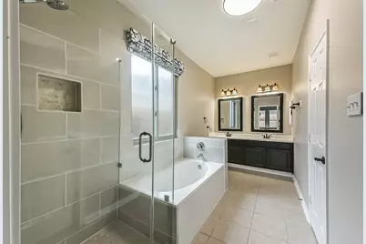 12918 Redbud Shores Lane, Houston, TX 77044 - Photo 29