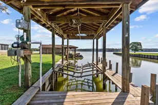 10 Shady Oaks Dr, Huntsville, TX 77320 - Photo 9