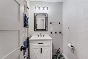 10 Shady Oaks Dr, Huntsville, TX 77320 - Photo 37