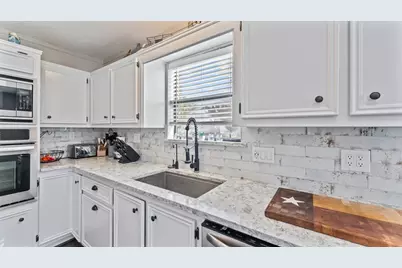 10 Shady Oaks Drive, Huntsville, TX 77320 - Photo 27