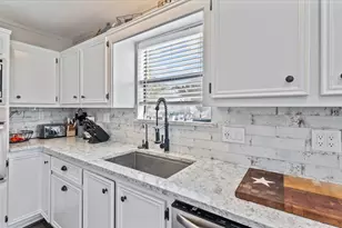 10 Shady Oaks Dr, Huntsville, TX 77320 - Photo 27