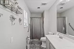 10 Shady Oaks Dr, Huntsville, TX 77320 - Photo 17