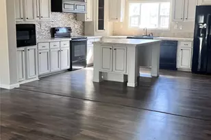 44 Lake Falls Ln, Huntsville, TX 77320 - Photo 5