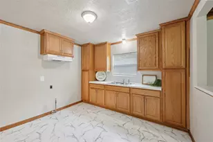 4555 Hartel St, Beaumont, TX 77705 - Photo 13