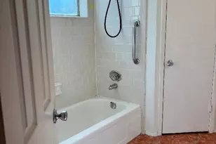 446 Capehill Dr, Houston, TX 77598 - Photo 17