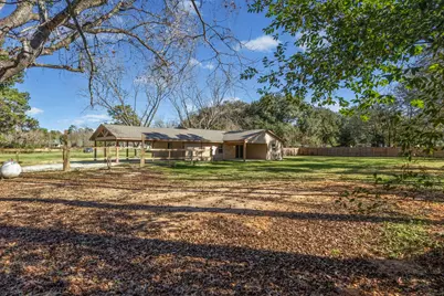 44271 Hwy 105, Batson, TX 77519 - Photo 29
