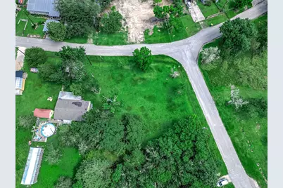 335 & 339 Treasure Drive, Liverpool, TX 77577 - Photo 5