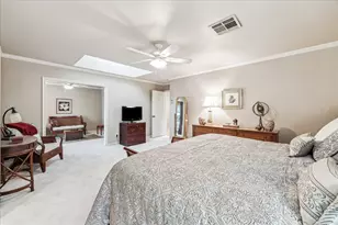 10607 Riverview Dr, Houston, TX 77042 - Photo 17