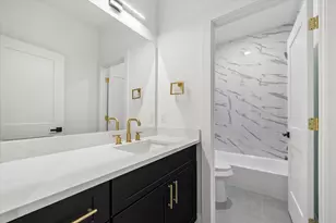 961 Highland Lgt Ln, Houston, TX 77091 - Photo 19