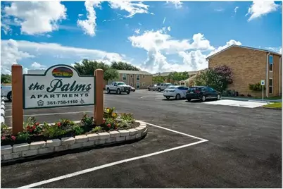 200 Avenue A, Aransas Pass, TX 78336 - Photo 1