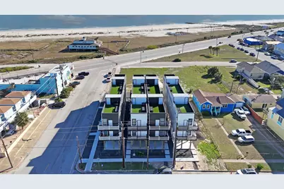 805 Avenue K #c, Galveston, TX 77550 - Photo 9