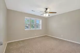 15806 Larkfield Dr, Houston, TX 77059 - Photo 37