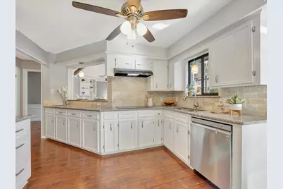 15806 Larkfield Drive, Houston, TX 77059 - Photo 15