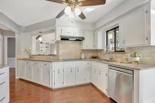 15806 Larkfield Dr, Houston, TX 77059 - Photo 15