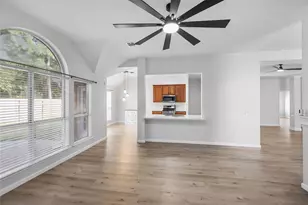 19134 Milloak Dr, Humble, TX 77346 - Photo 15