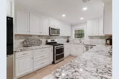 3438 Princeton Drive, Irving, TX 75062 - Photo 1