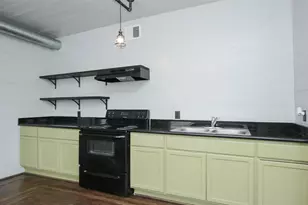316 Eastwood St, Houston, TX 77011 - Photo 7