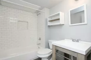 316 Eastwood St, Houston, TX 77011 - Photo 17