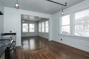 316 Eastwood St, Houston, TX 77011 - Photo 9