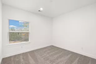7647 Swooping Swallow Ln, Katy, TX 77493 - Photo 17