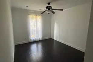 10915 Ella Lee Ln, Houston, TX 77042 - Photo 3