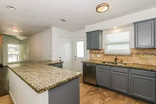 28914 Champion Oaks Dr, Magnolia, TX 77354 - Photo 7
