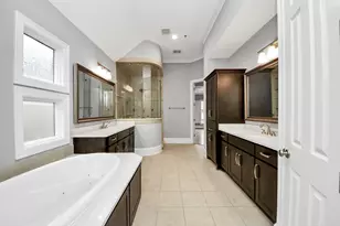 12790 Yorkstone Dr, Houston, TX 77024 - Photo 21