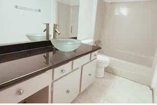 361 N Post Oak Ln, Houston, TX 77024 - Photo 9