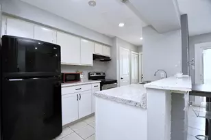 9458 Neuens Rd, Houston, TX 77080 - Photo 13