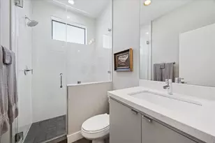6504 Rodrigo St, Houston, TX 77007 - Photo 23