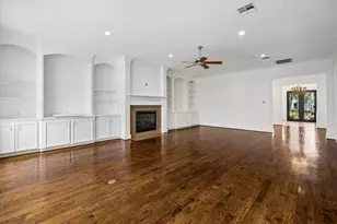 3618 Bellefontaine St, Houston, TX 77025 - Photo 13
