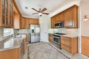 5723 Stewart Ave, Galveston, TX 77551 - Photo 15