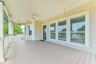 5723 Stewart Ave, Galveston, TX 77551 - Photo 9