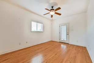 5723 Stewart Ave, Galveston, TX 77551 - Photo 21