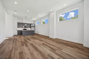 835 Elkhart St, Houston, TX 77091 - Photo 5