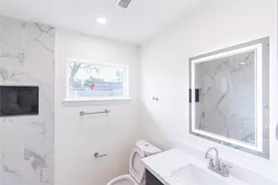 3906 Knotty Oaks Trail, Houston, TX 77045 - Photo 19