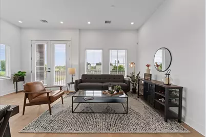 3013 Jensen Springs Lane, Houston, TX 77026 - Photo 9