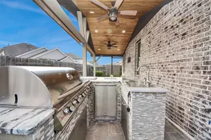 6110 Dovetail Cliff Ct, Katy, TX 77493 - Photo 17